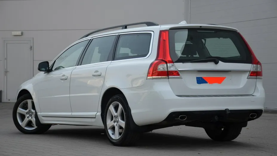VOLVO V70 -