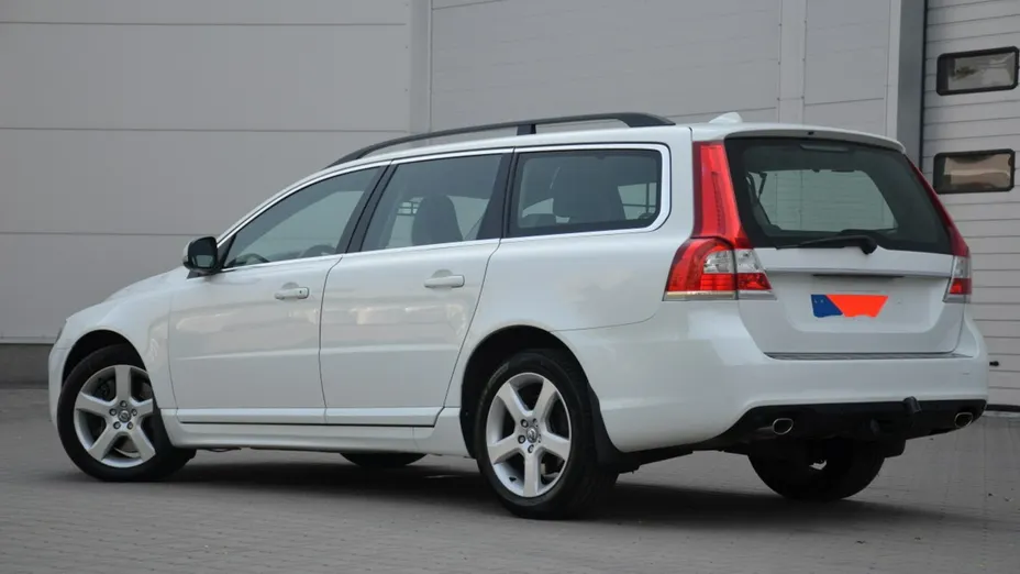 VOLVO V70 -