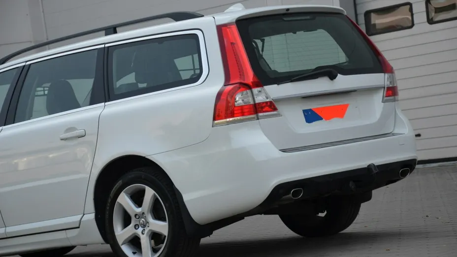 VOLVO V70 -