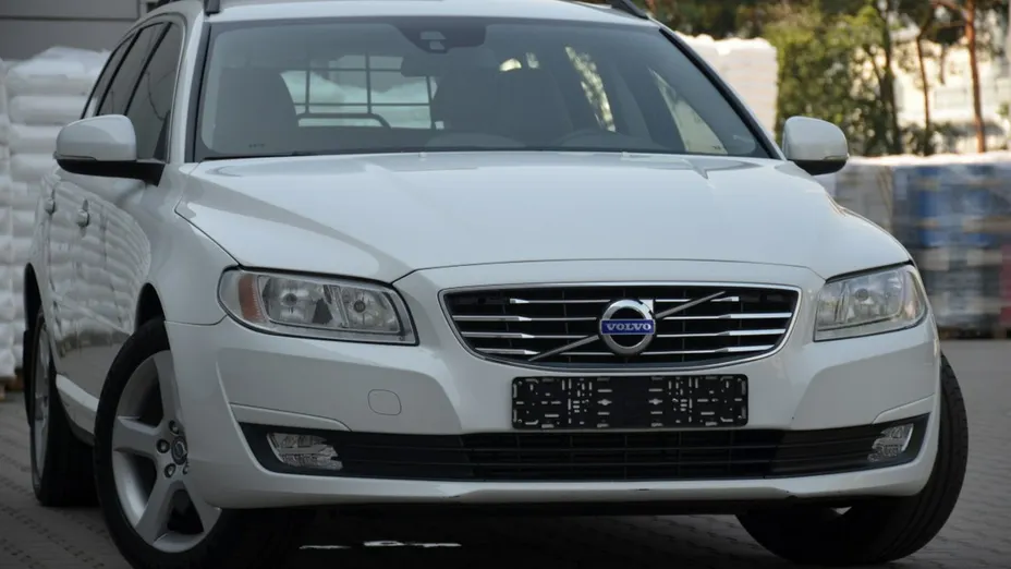 VOLVO V70 -