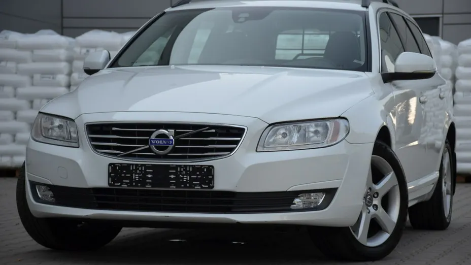 VOLVO V70 -