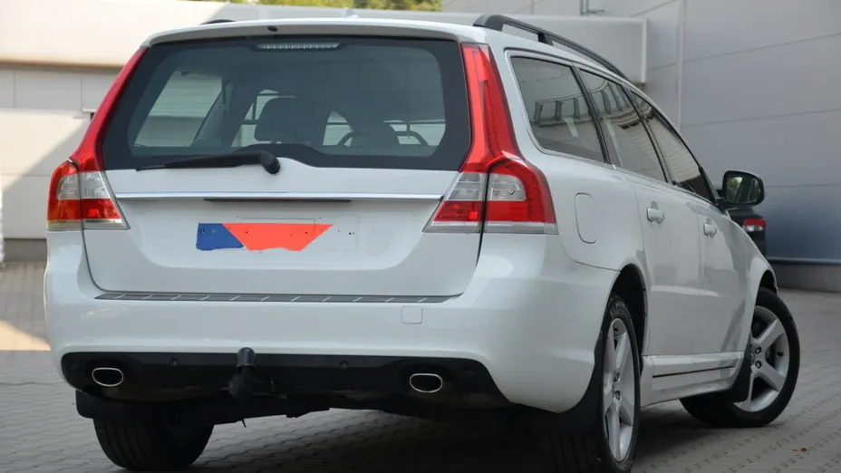 VOLVO V70 -