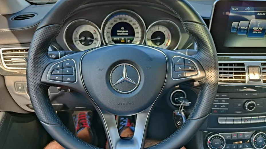 MERCEDES-BENZ CLS -