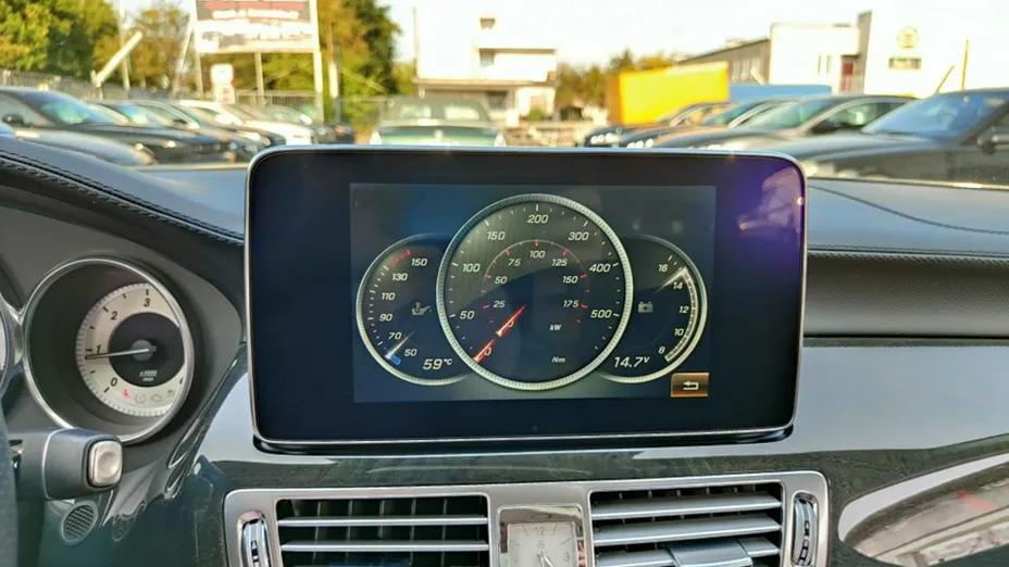 MERCEDES-BENZ CLS -