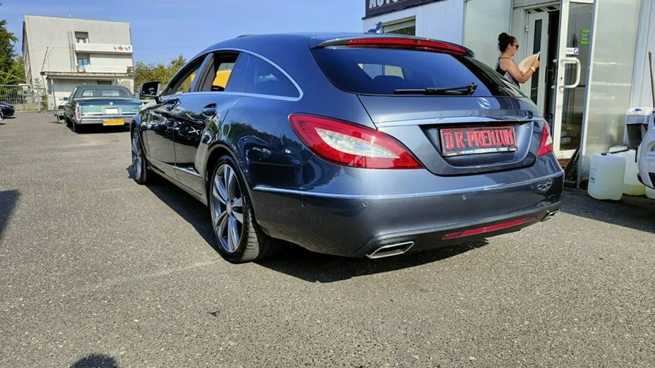 MERCEDES-BENZ CLS -