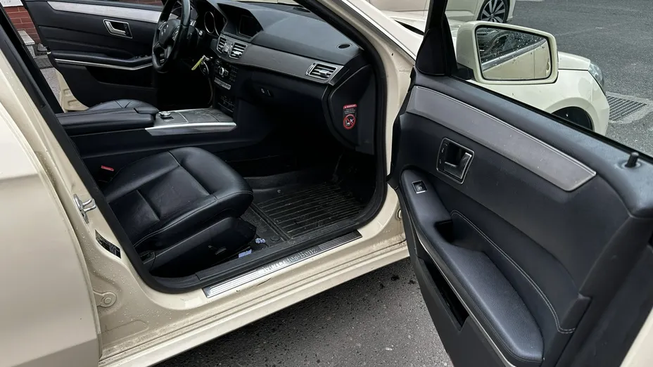 MERCEDES-BENZ E Klasa -