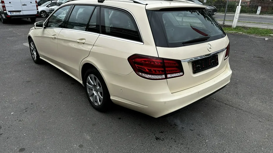 MERCEDES-BENZ E Klasa -