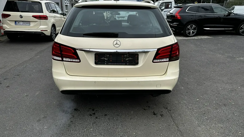 MERCEDES-BENZ E Klasa -