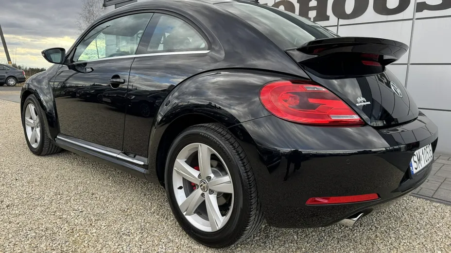 VOLKSWAGEN Beetle -