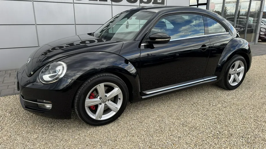 VOLKSWAGEN Beetle -
