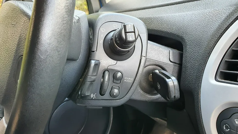 RENAULT Modus -