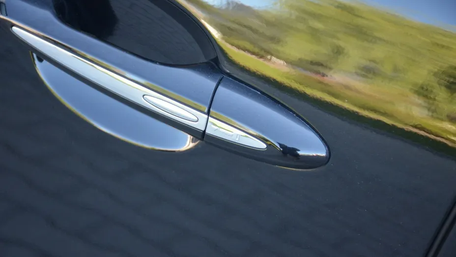 JAGUAR XJ -