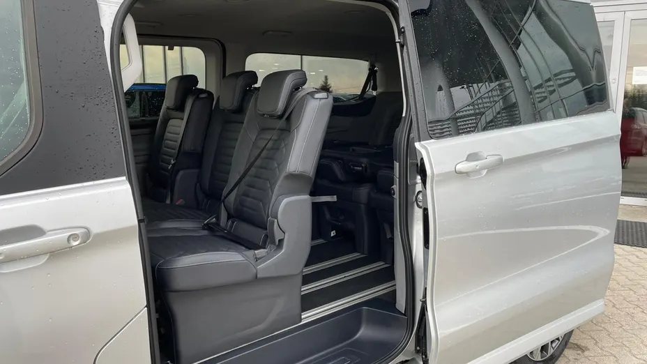 FORD Tourneo Custom Tourneo Custom 2.0 EcoBlue 320 L2 Titanium aut Nowy