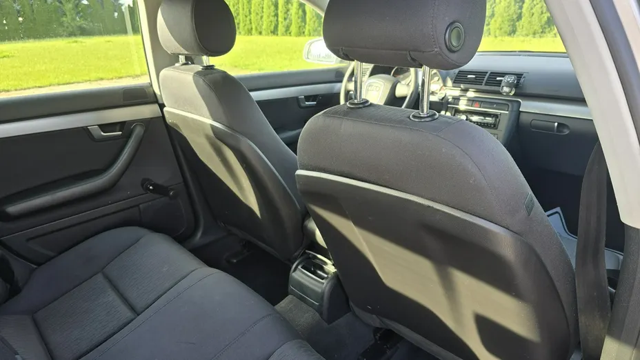AUDI A4 -