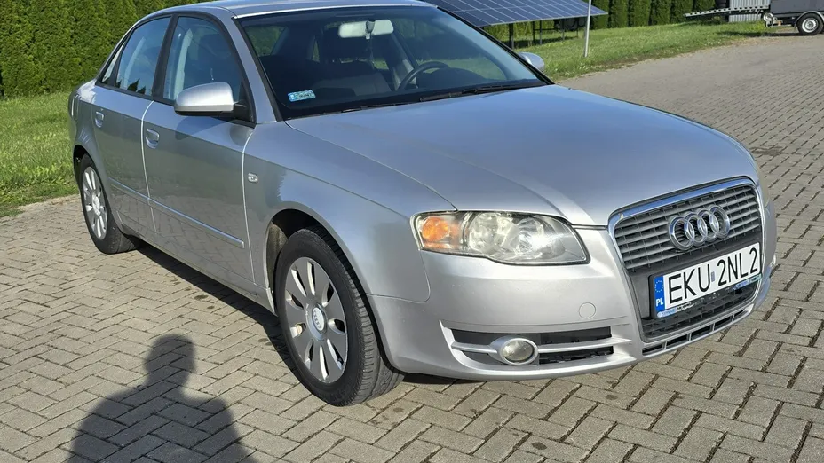 AUDI A4 -