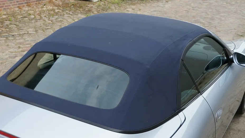 PORSCHE 911 -