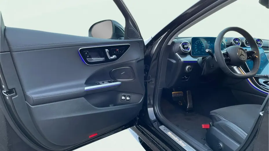 MERCEDES-BENZ C Klasa C 300 e PHEV 4-Matic AMG Nowy