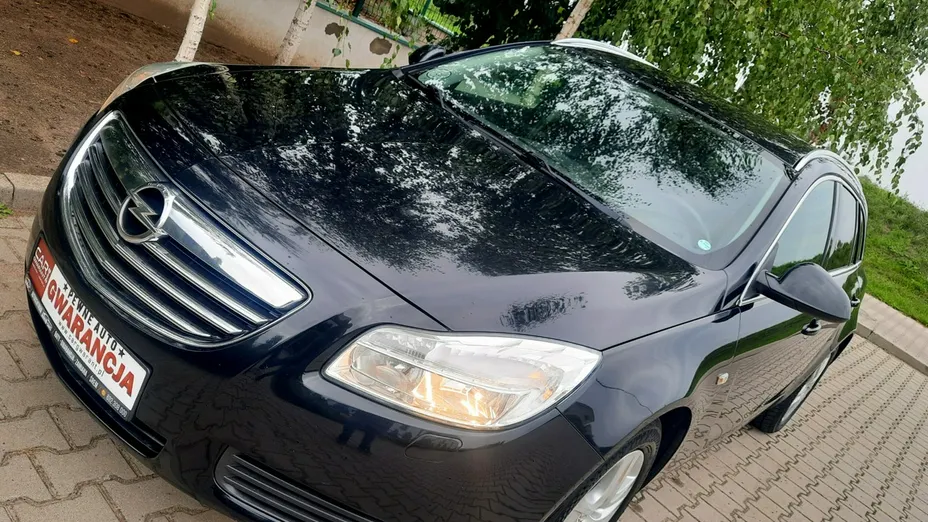 OPEL Insignia -