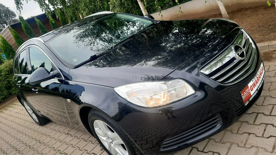 OPEL Insignia -