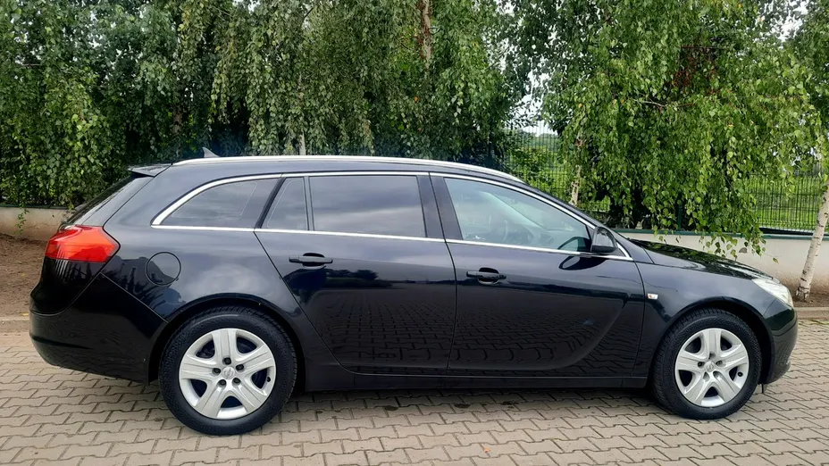 OPEL Insignia -