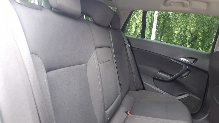 OPEL Insignia -