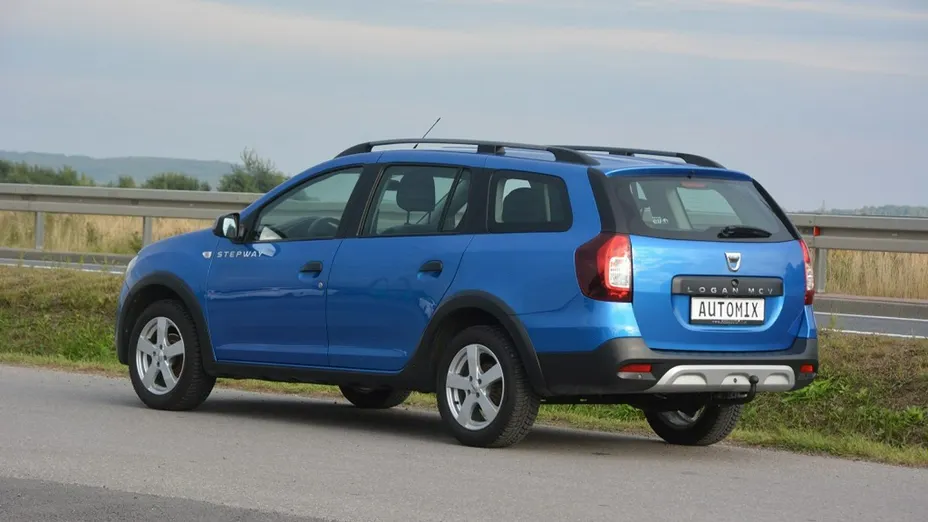 DACIA Logan -