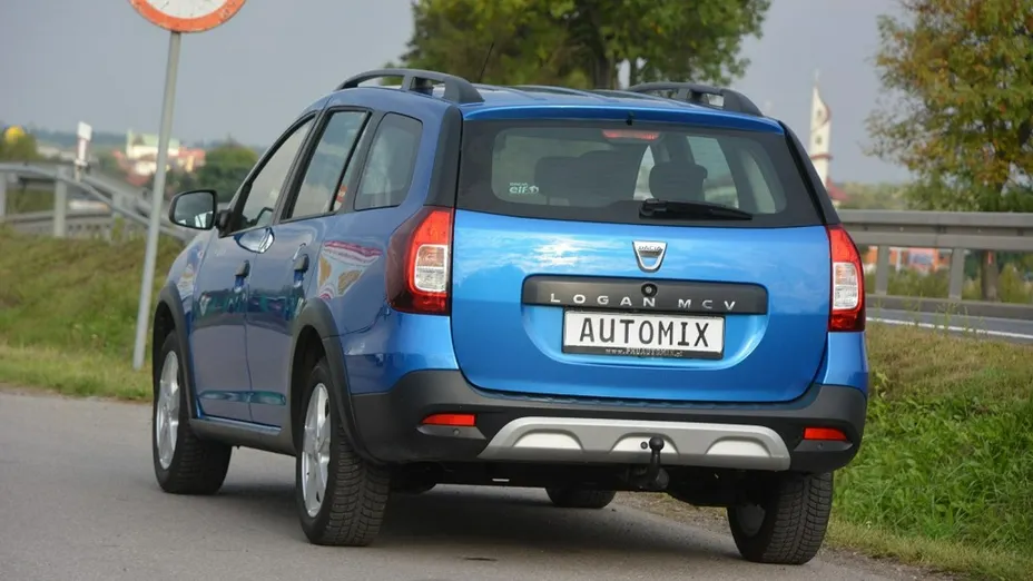 DACIA Logan -