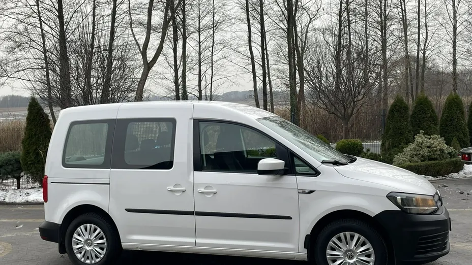 VOLKSWAGEN Caddy -