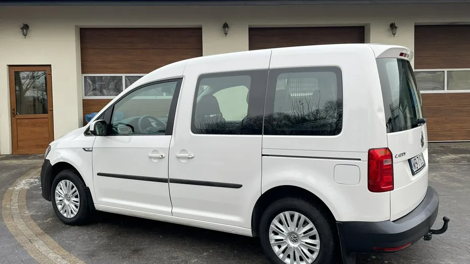 VOLKSWAGEN Caddy -