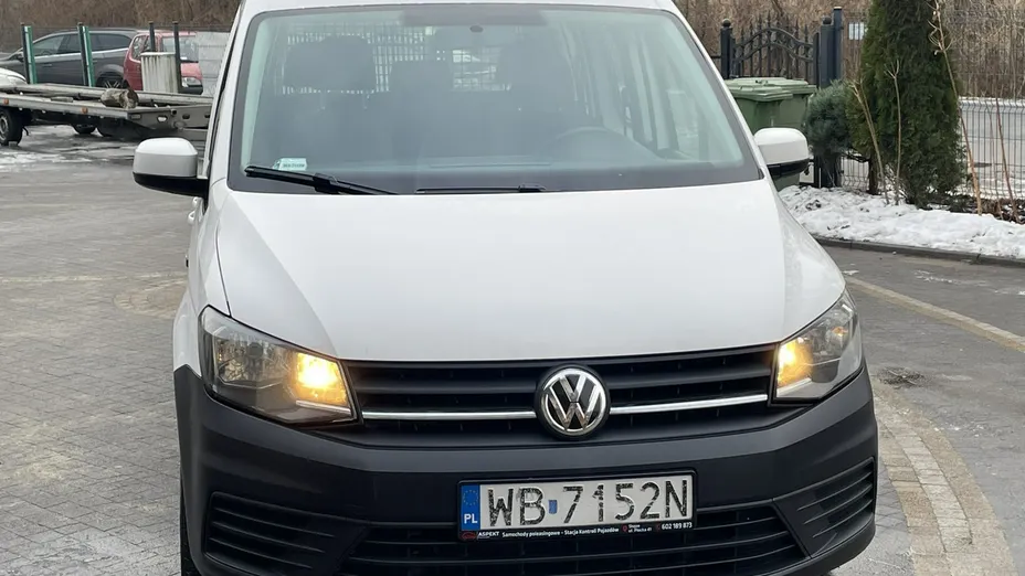 VOLKSWAGEN Caddy -