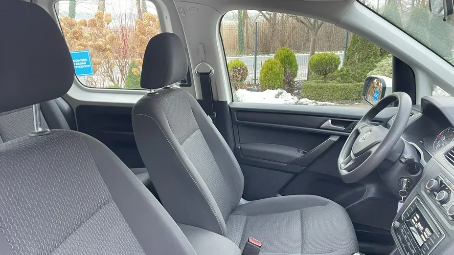 VOLKSWAGEN Caddy -