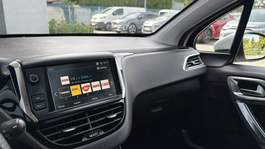 PEUGEOT 2008 -