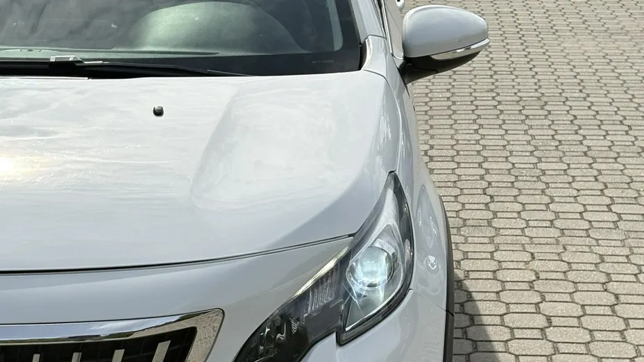 PEUGEOT 2008 -