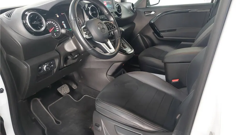 MERCEDES-BENZ T klasa T 180 d Progressive aut