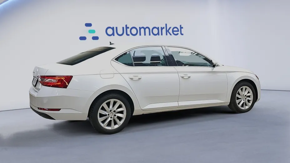 SKODA Superb Superb 2.0 TDI SCR Ambition DSG