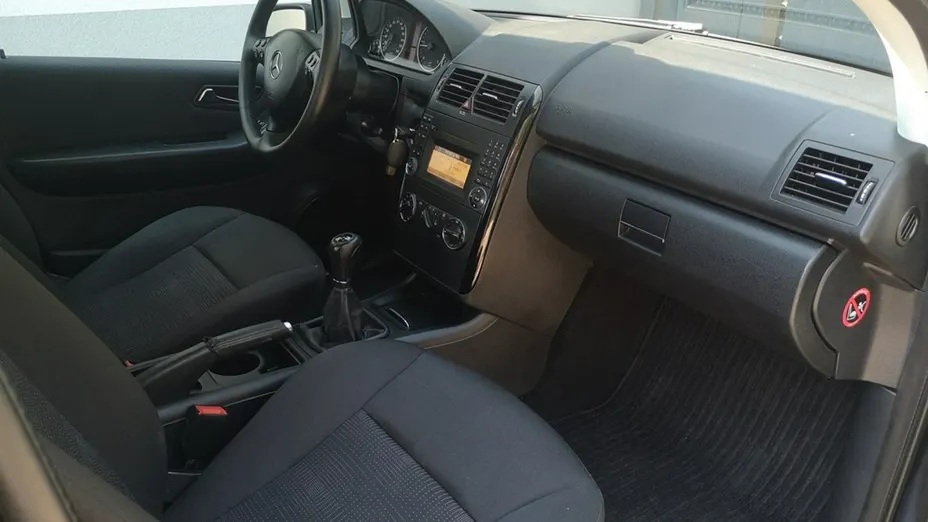 MERCEDES-BENZ A Klasa -