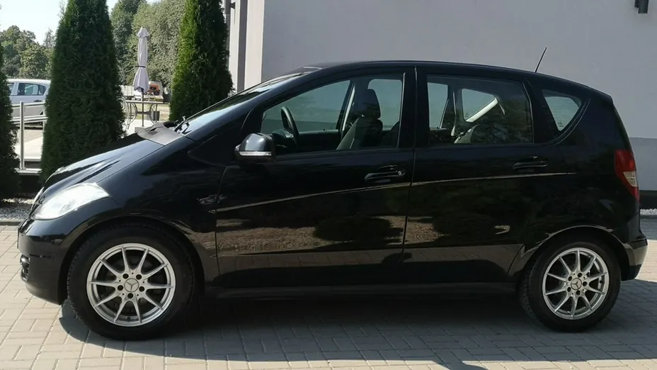 MERCEDES-BENZ A Klasa -