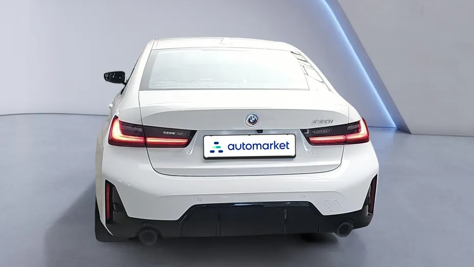 BMW Seria 3 320i aut