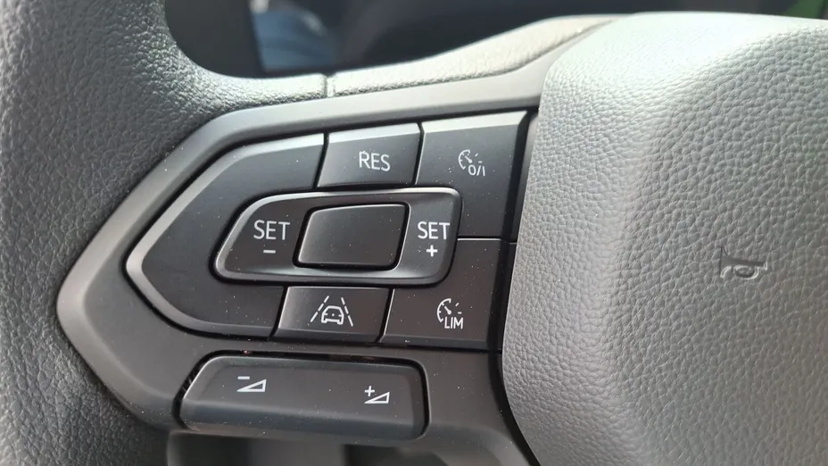 VOLKSWAGEN Transporter Transporter TDI L2 (skrzynia) Nowy