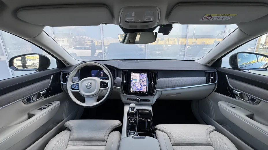 VOLVO V90 V90 T8 AWD Plug-In Hybrid Plus Dark aut