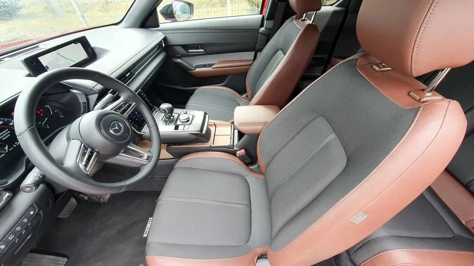 MAZDA MX-30 MX-30 R-EV PHEV Makoto