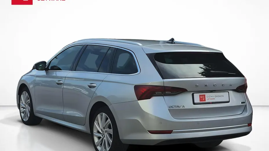 SKODA Octavia -