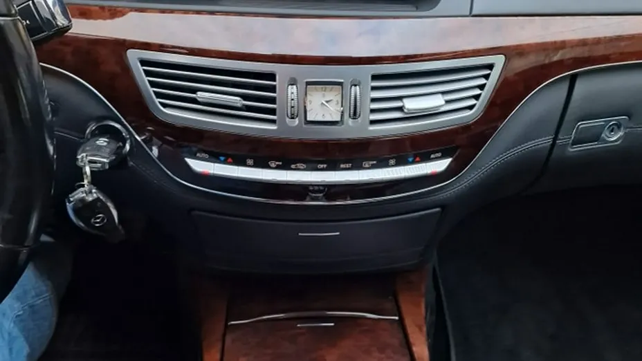 MERCEDES-BENZ S Klasa -