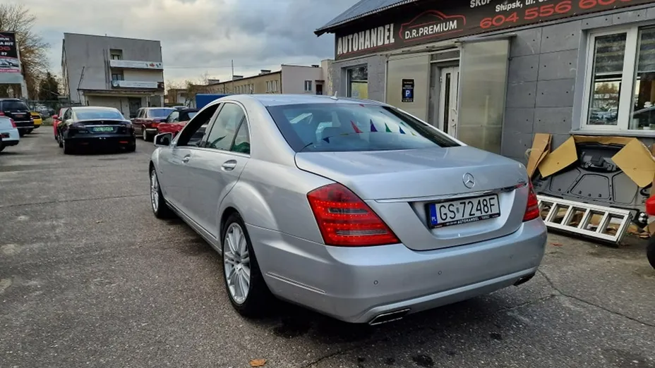 MERCEDES-BENZ S Klasa -