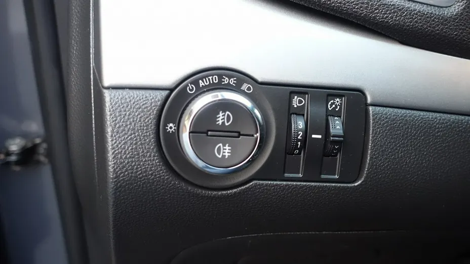 OPEL Mokka -