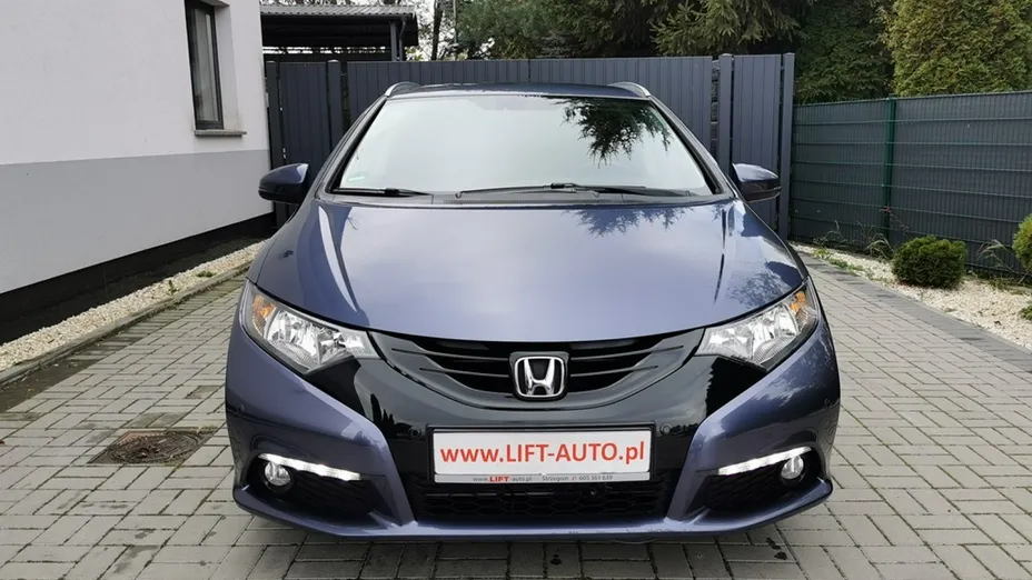 HONDA Civic -