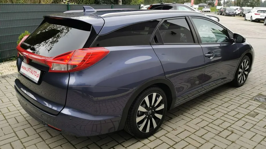 HONDA Civic -