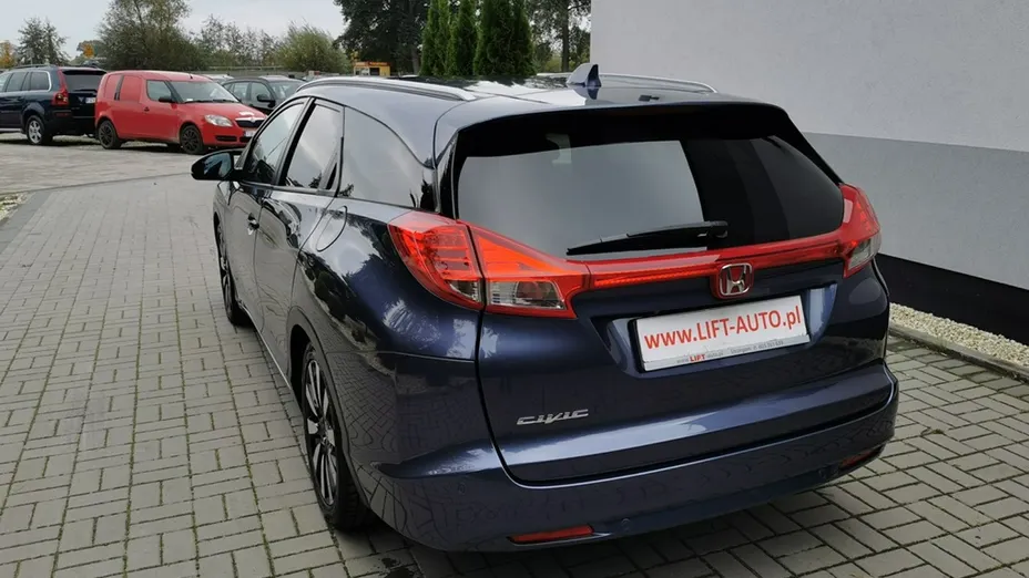 HONDA Civic -