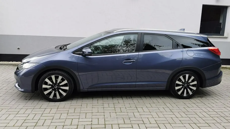 HONDA Civic -