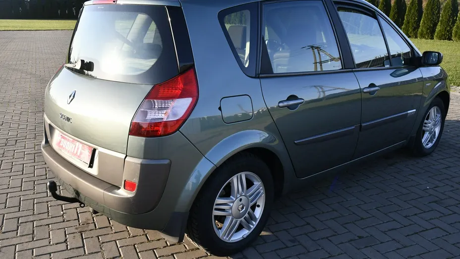 RENAULT Scenic -